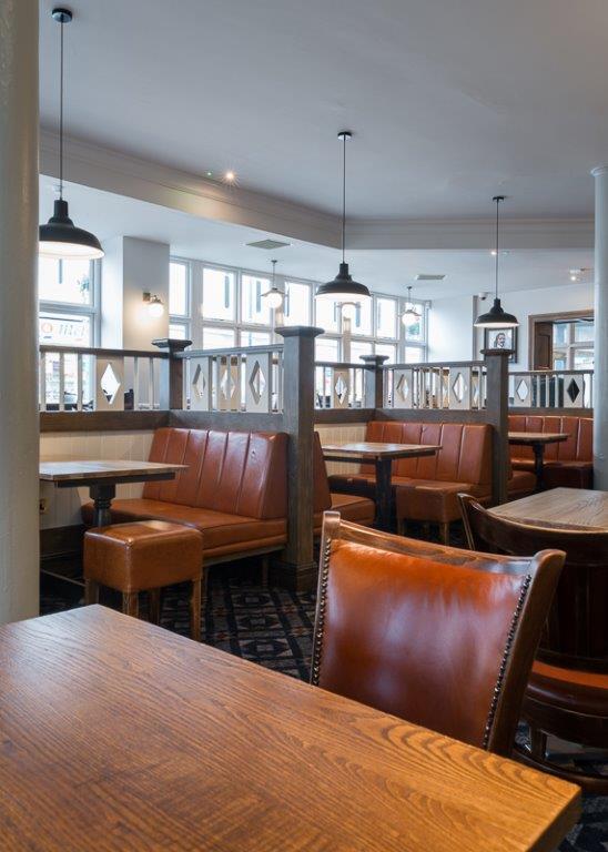 Hotel Pilgrims Progress Wetherspoon à Bedford Extérieur photo