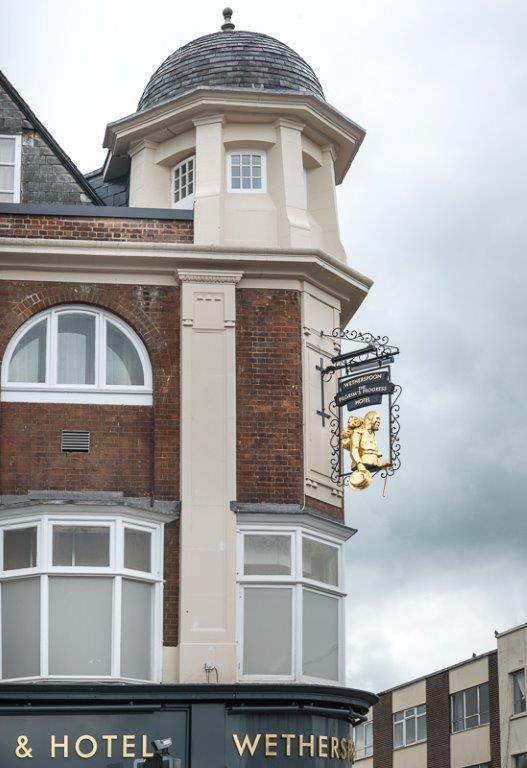 Hotel Pilgrims Progress Wetherspoon à Bedford Extérieur photo