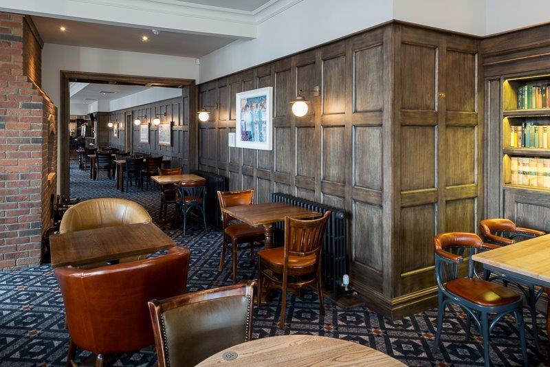 Hotel Pilgrims Progress Wetherspoon à Bedford Extérieur photo